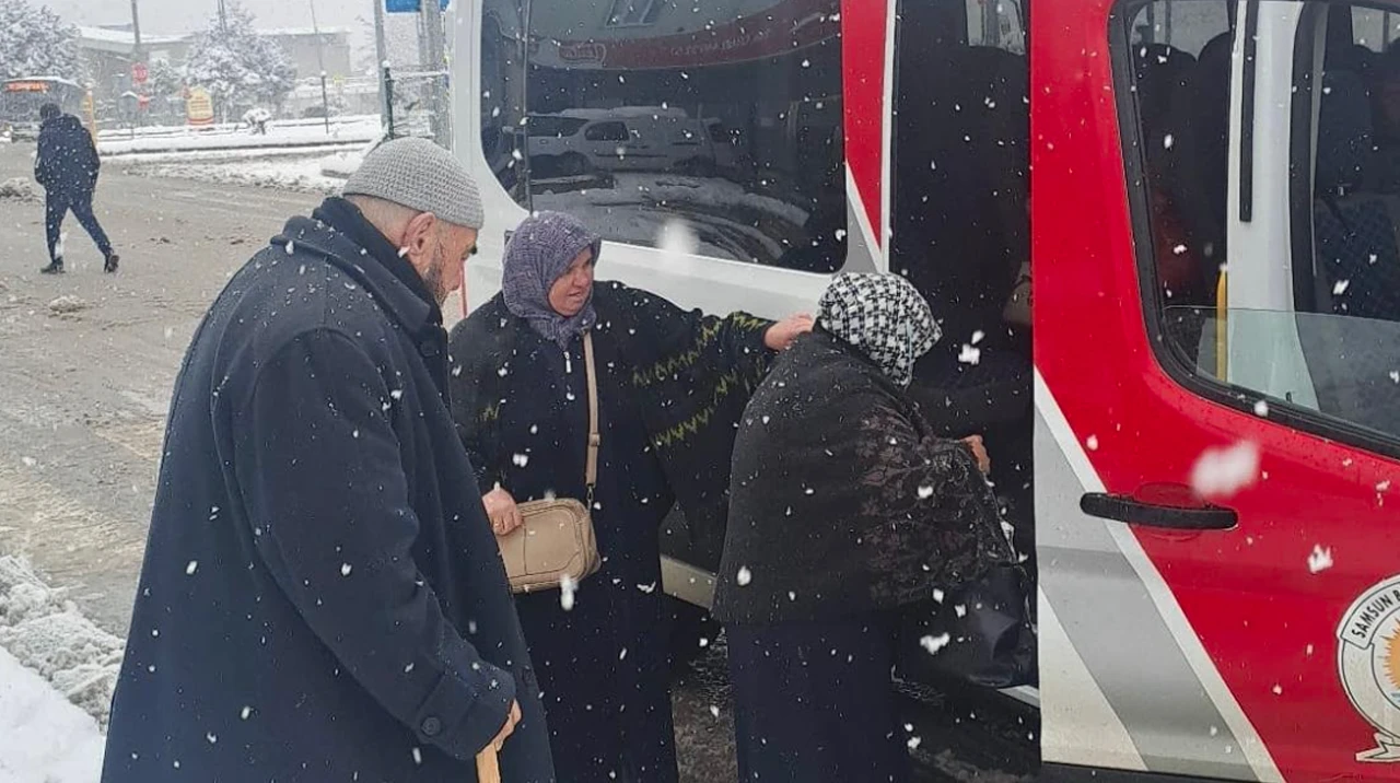 84 Yaşındaki Kadının İmdadına Samsun Büyükşehir Belediyesi Yetişti