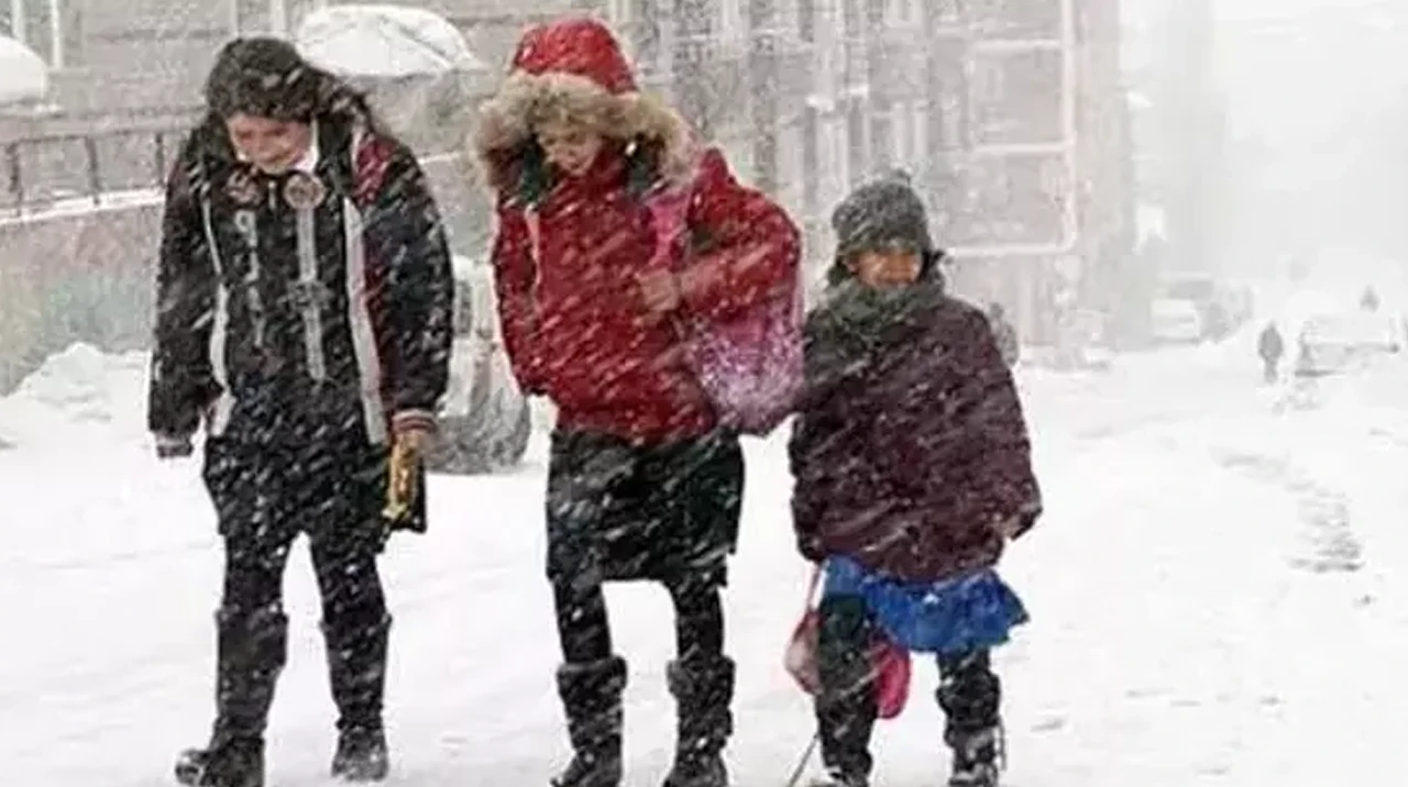 Samsun’da Kar Tatili Genişledi: Tatil Edilen Okullar Güncellendi