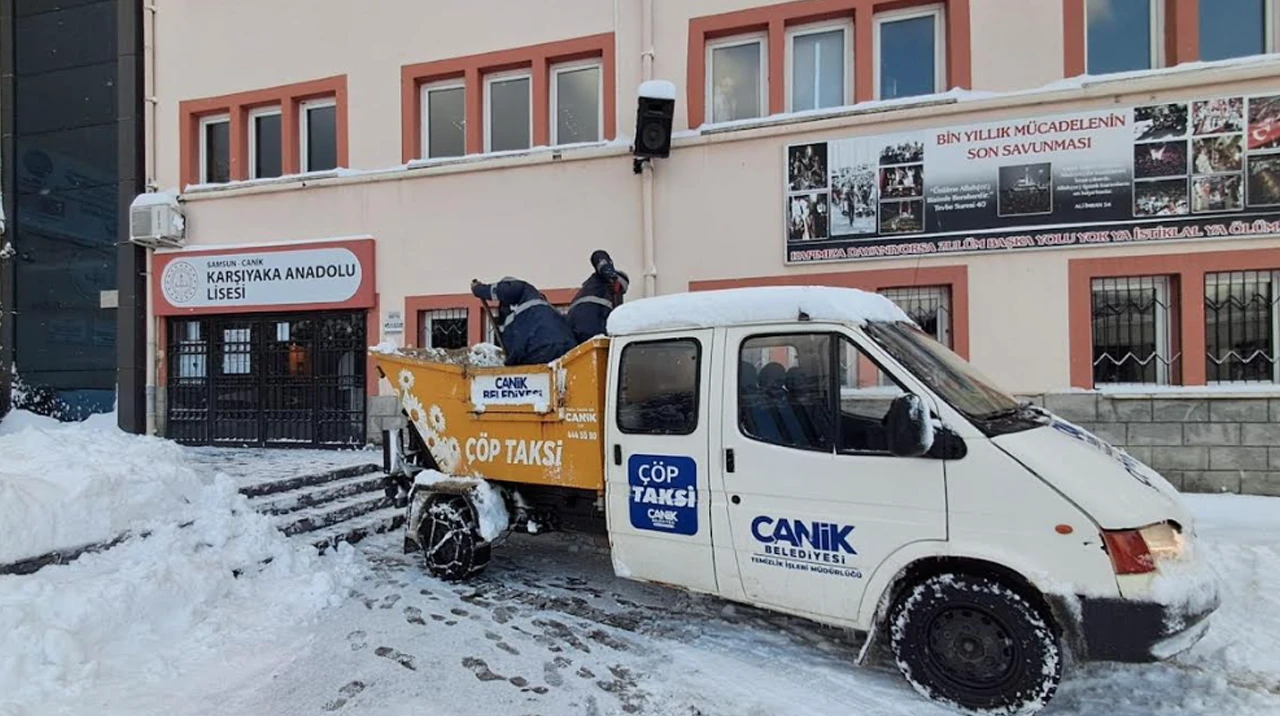 Canik Belediyesi’nden MSÜ Adayları İçin Karla Mücadele Seferberliği