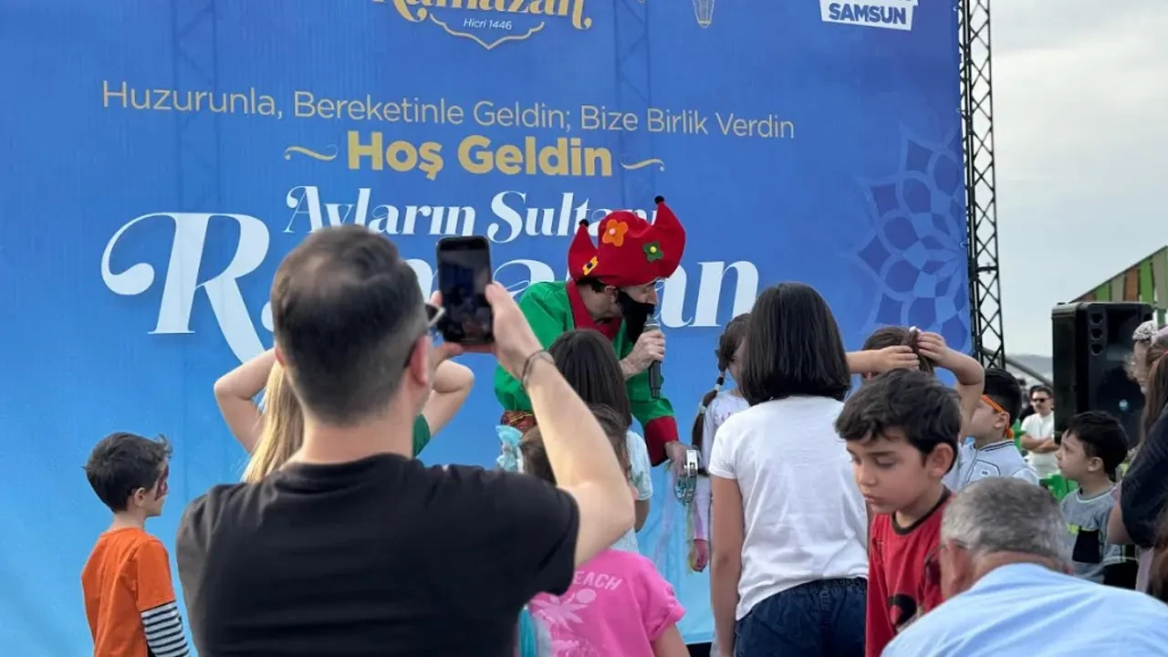 Samsun’da Ramazan Coşkusu: Ramazan Sokakları Büyük İlgi Görüyor