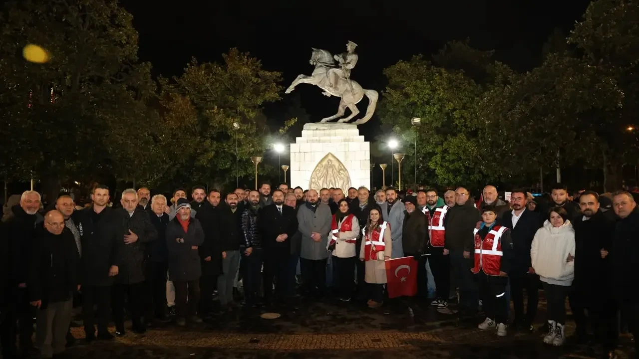 Samsun'da CHP’nin "Demokrasi Nöbeti" Çağrısına Katılım Olmadı