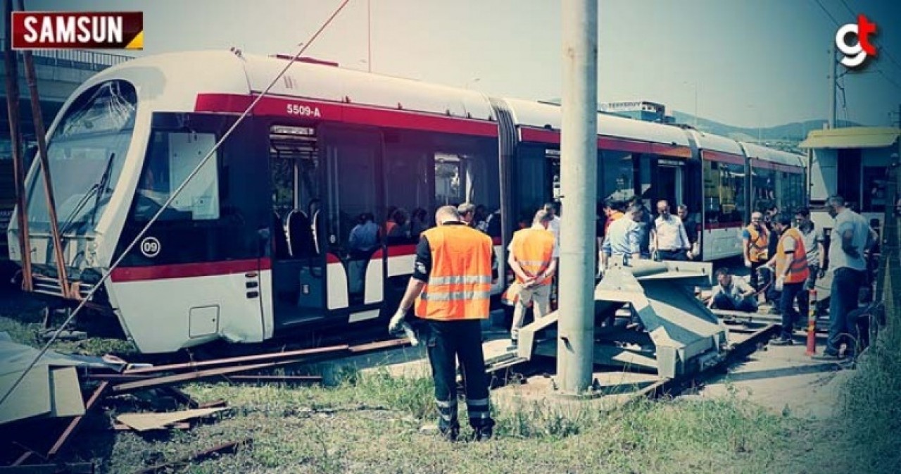 Samsun&#039;da tramvay raydan çıktı