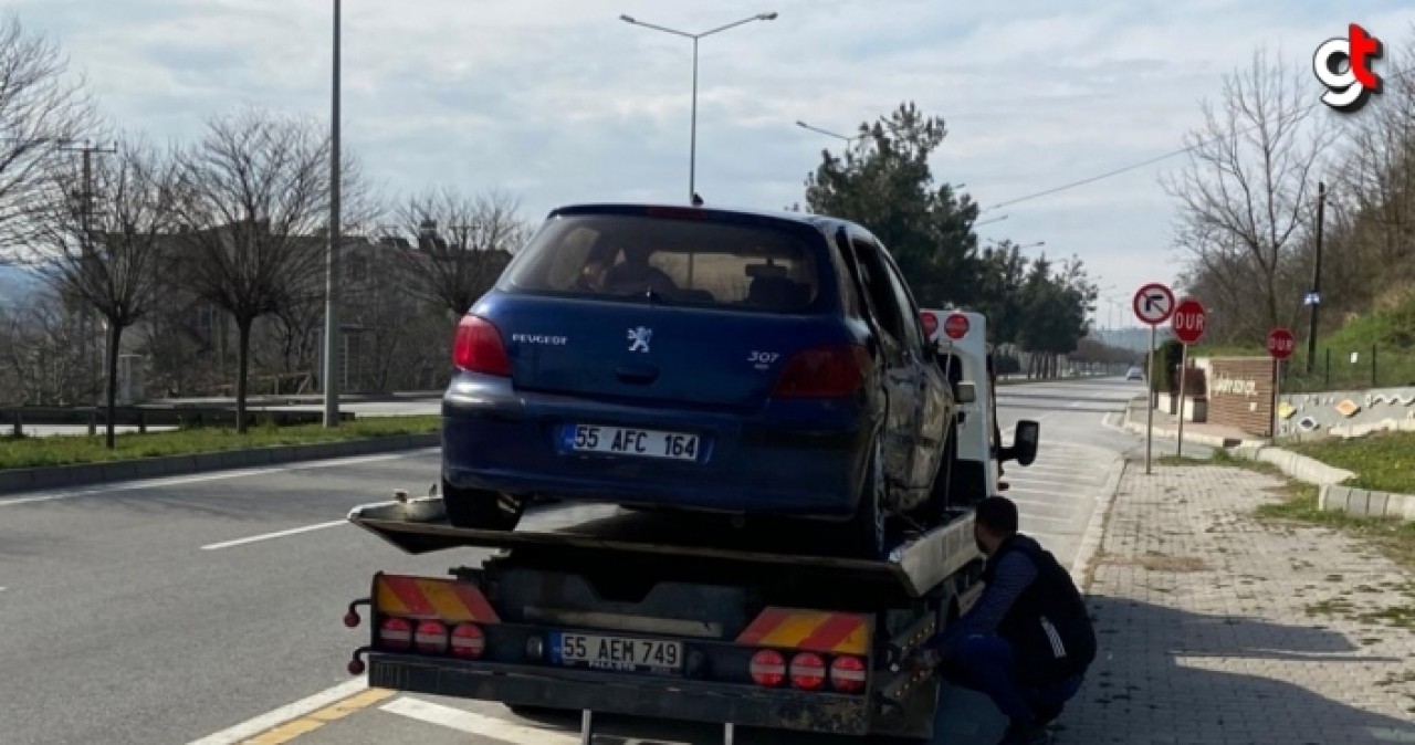 Samsun Atakum&#039;da otomobil ile motosiklet çarpıştı: 1 yaralı