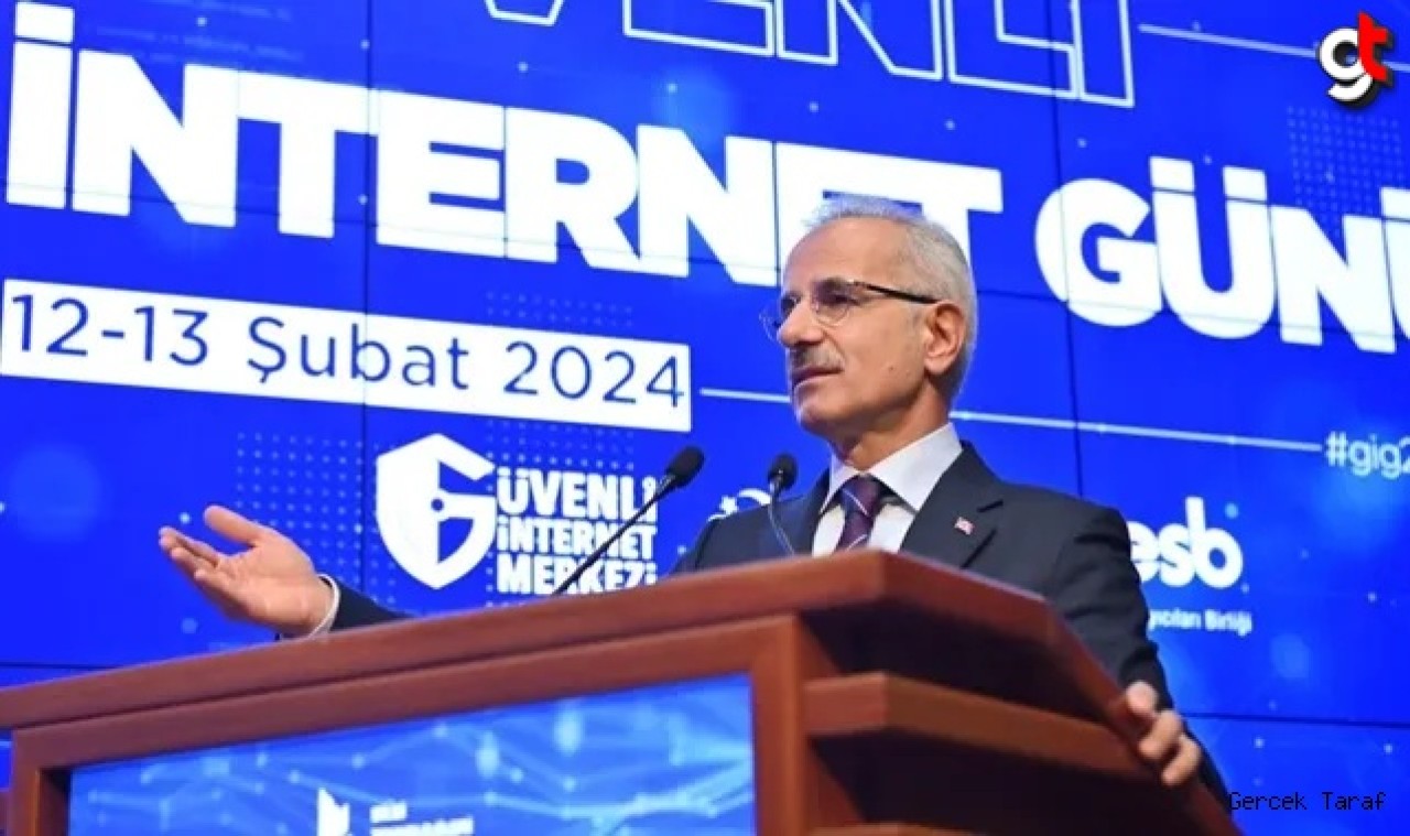 Bakan Uraloğlu: Çocuklarımızı internet dünyasında yalnız bırakmayın