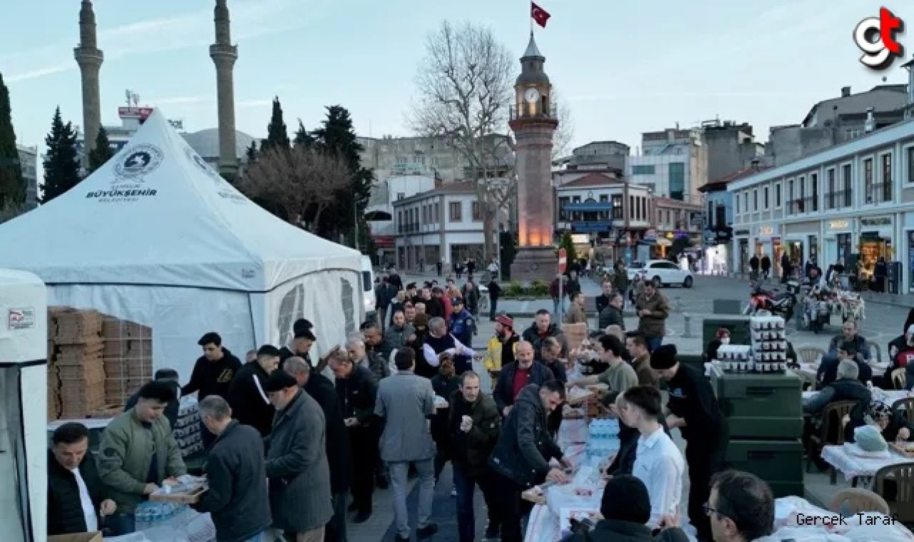 Mustafa Demir, iftar çadırına karşı çıkıyordu, bu yıl açıldı