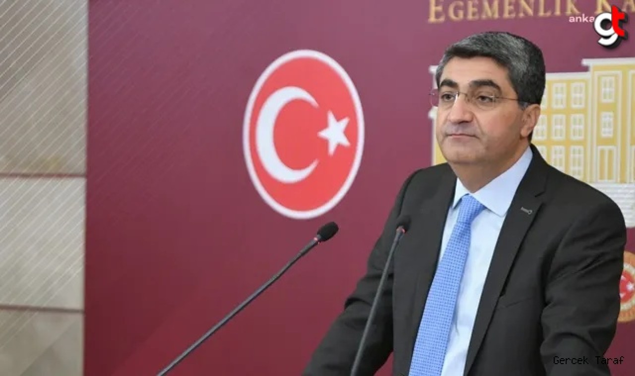 Ekmen’den AK Parti’ye Eğitim ve Kültür Politikaları Eleştirisi