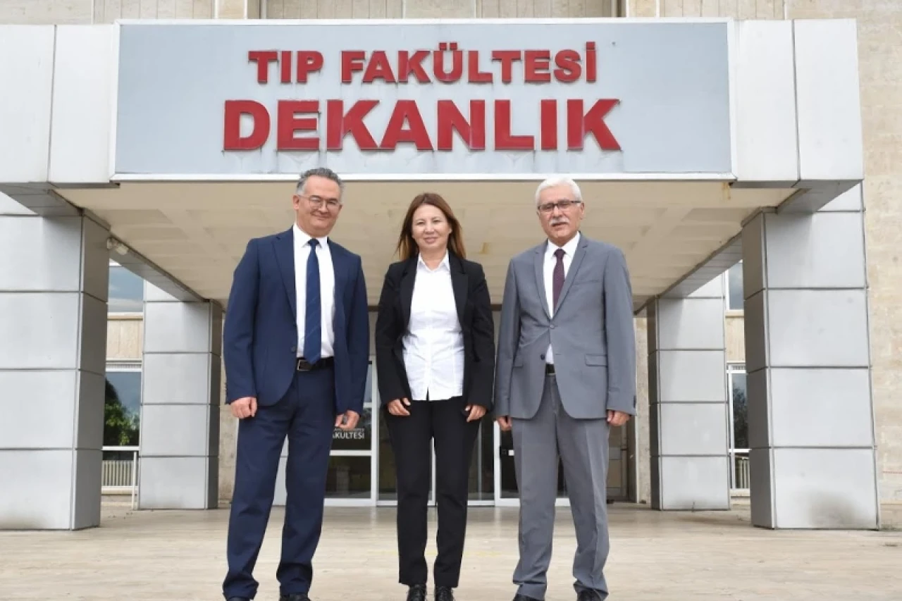 OMÜ Tıp Fakültesi Hastanesinde Başhekim Ünsal Özgen Oldu