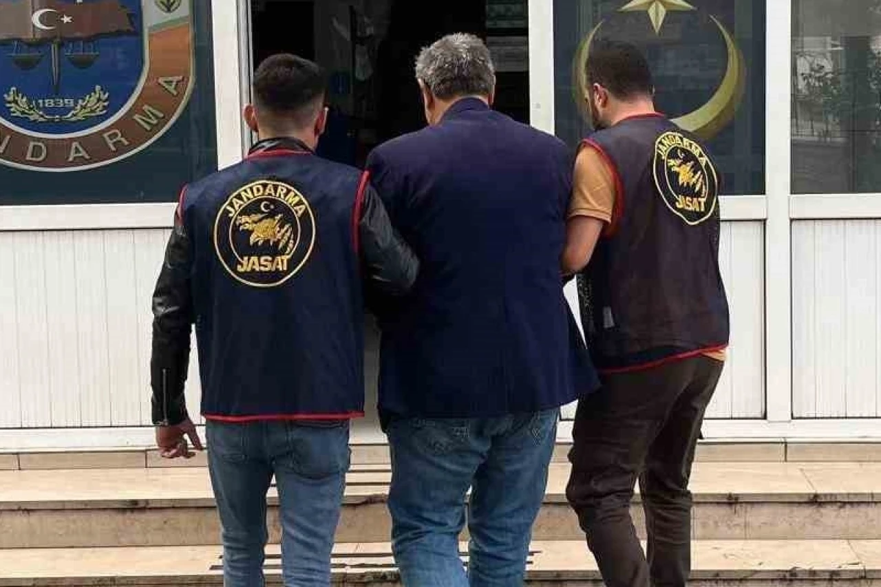 Samsun’da 8 Farklı Suçtan Aranan Şahıs Yakalandı