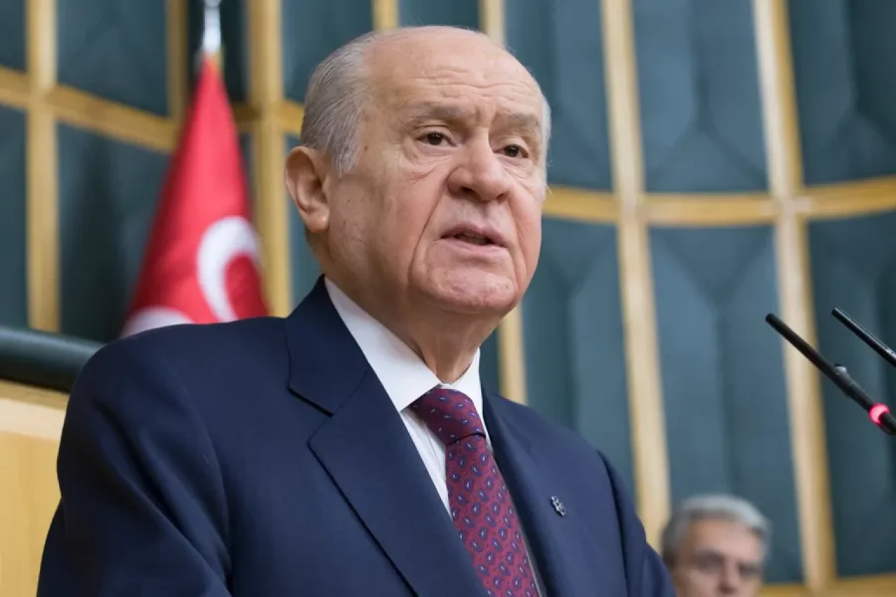 Bahçeli'den Erdoğan'ın Yeniden Seçilmesi İçin Anayasa Değişikliği Çağrısı