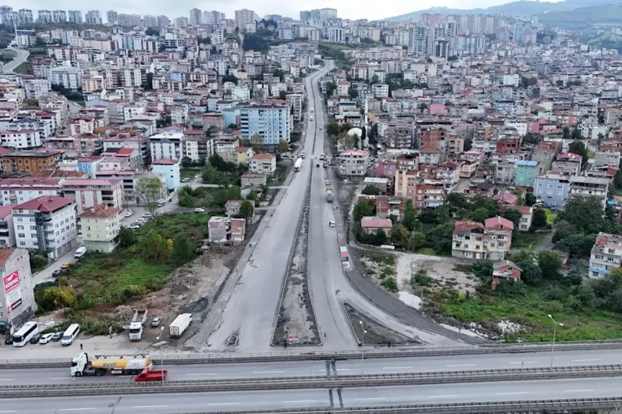 Samsun Büyükşehir'den Canik'e Yol Yatırımı