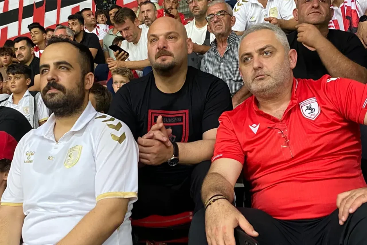 Samsunspor Taraftarlarından Atakum Belediye Başkanı Serhat Türkel'e Tepki