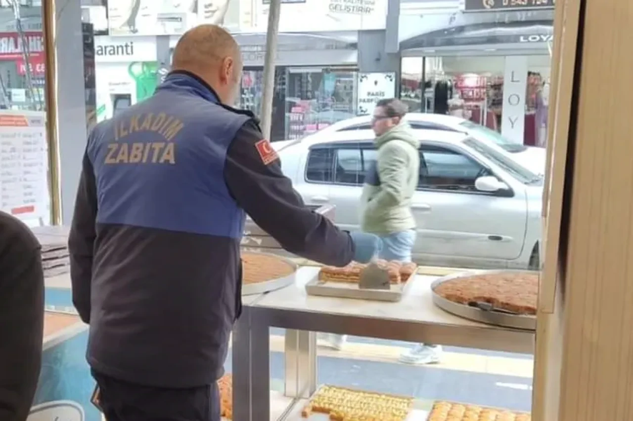 İlkadım Zabıtaları Denetim Yaptı: 4 İşletmeye Ceza Kesildi