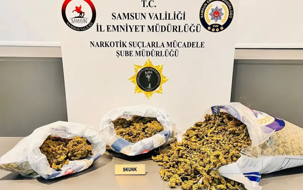 Samsun'da Narkotik Operasyonu: 5,7 Kilo Skunk Ele Geçirildi