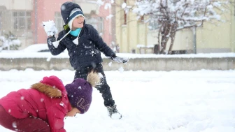 Samsun'da Okullar Tatil Edildi