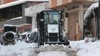 İlkadım’da Karla Mücadele Çalışmaları Devam Ediyor