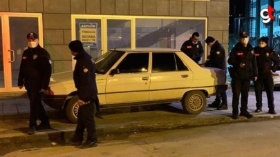 Samsun&#039;da trafikte yol verme kavgası: 3 yaralı