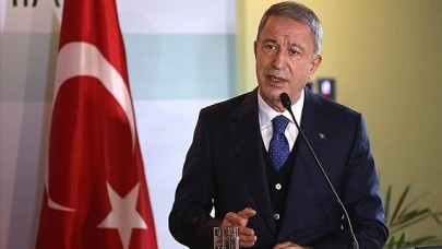 Hulusi Akar deprem bölgesinden acı haberi verdi: 3 şehidimiz var