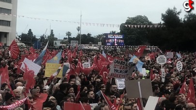 CHP’nin Samsun mitinginde dev ekranda AK Parti ve Erdoğan reklamları