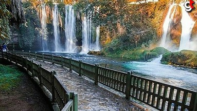 Mağarayla Şelalenin Buluştuğu Tek Yer Düden Şelalesi'ne Nasıl Gidilir?