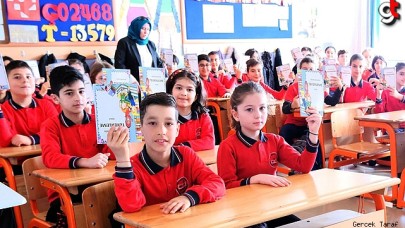 Samsun'da minik öğrenciler kitap yazdı