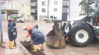 Canik'te Sağanak Yağışa Karşı Etkin Mücadele