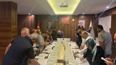 AK Parti'de Kongre Öncesi İlkadım Delege Seçimleri Yapıldı