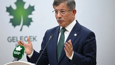 Ahmet Davutoğlu: Cumhurbaşkanı Adayı Olarak Erdoğan'ın Karşısına Çıkmak İstiyorum