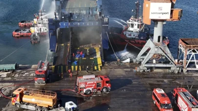 Samsun Limanı’ndaki Kuru Yük Gemisi'nde Yangın Çıktı