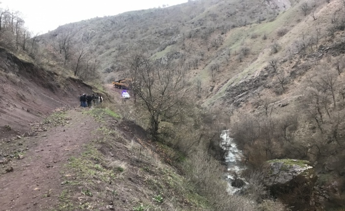 Zırhlı polis aracı devrildi: 6 yaralı