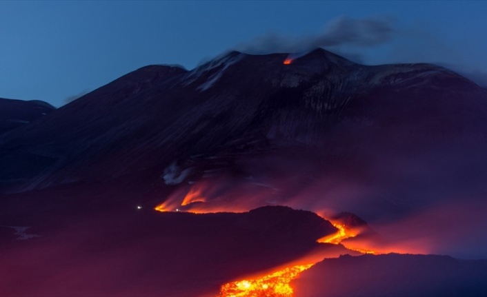 Etna yanardağı aktif duruma geçti