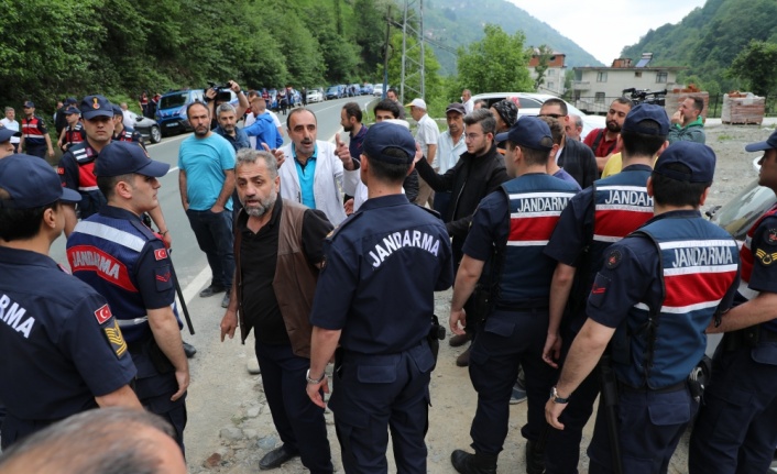 Rize'deki kaçak yapılarla ilgili yıkım kararı