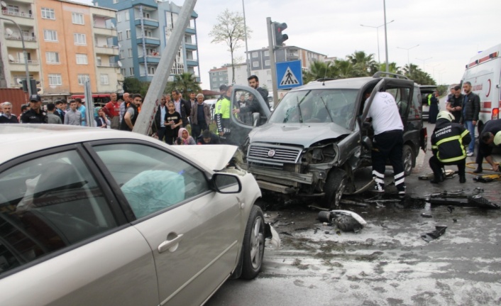 Samsun'da trafik kazası: 3 yaralı