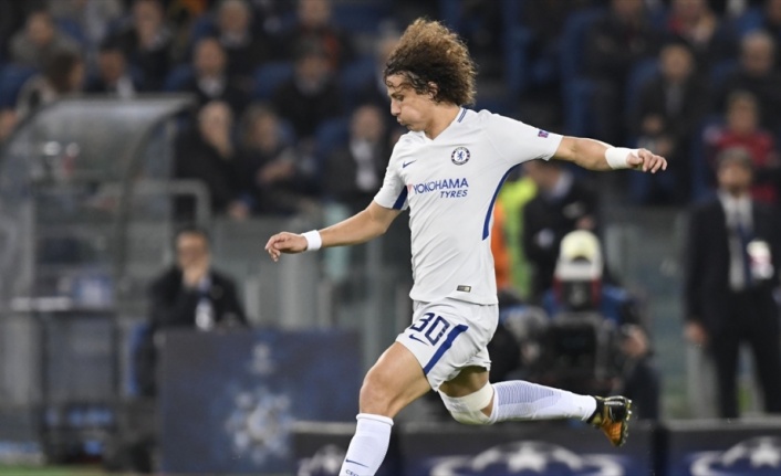 David Luiz, Arsenal'a imza attı