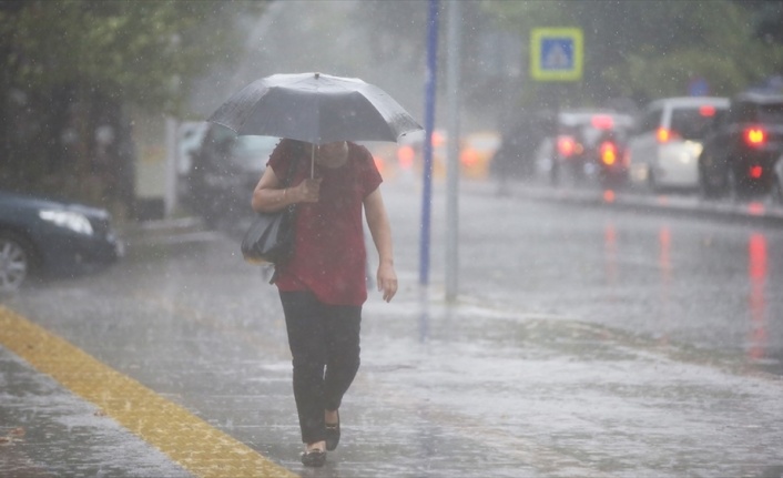 Meteorolojiden kuvvetli yağış uyarısı