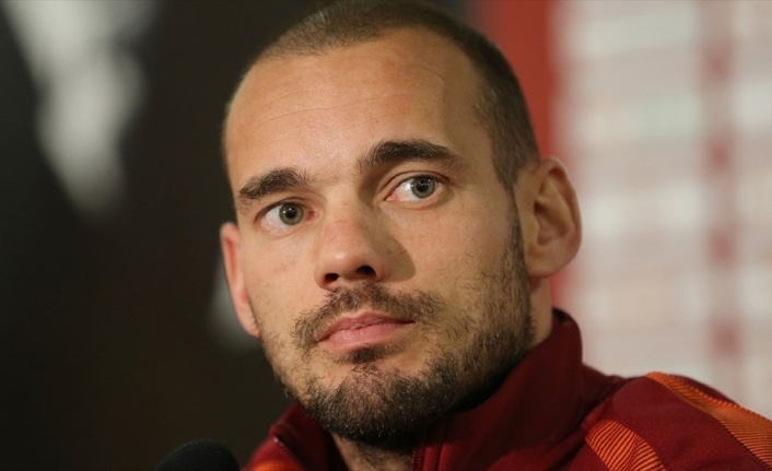 Sneijder futbolu bıraktı