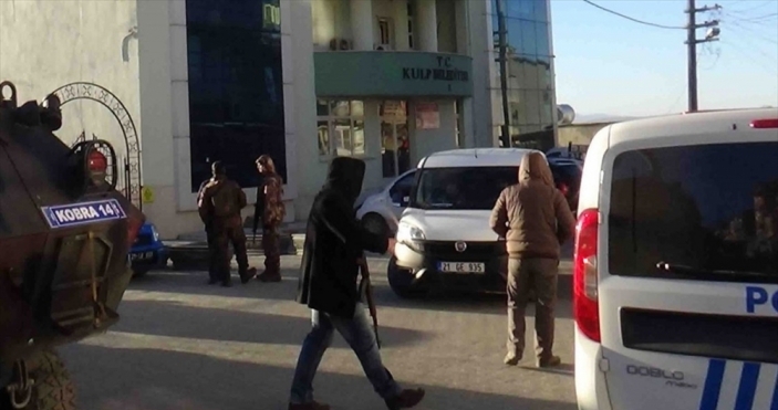 HDP'li Diyarbakır Kulp Belediye Başkanı gözaltına alındı