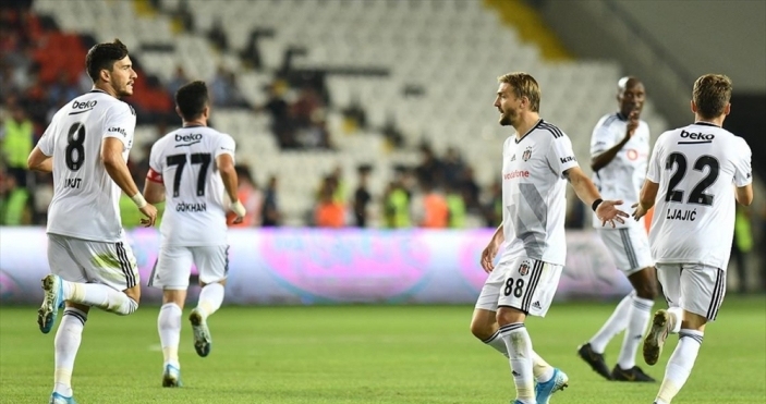 Beşiktaş çıkış arıyor