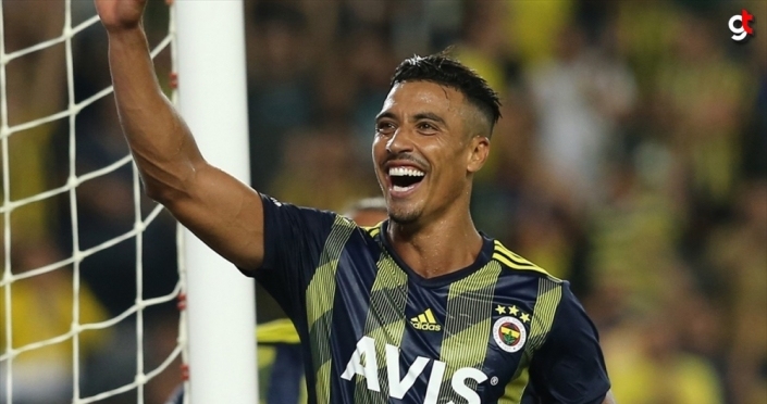 Fenerbahçe'de Nabil Dirar'ın sözleşmesi 2 yıl uzatıldı