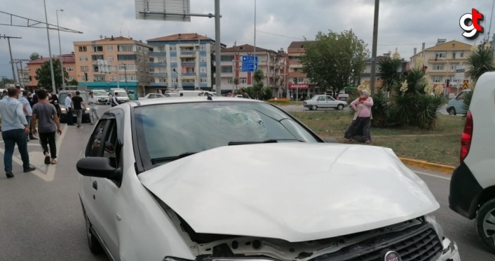 Samsun'da iki otomobil çarpıştı: 3 yaralı