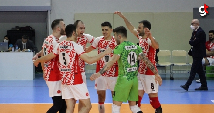 Voleybol: AXA Sigorta Efeler Ligi