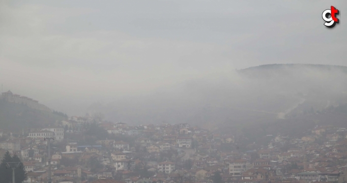 Kastamonu'da sis ve toz bulutu etkili oluyor