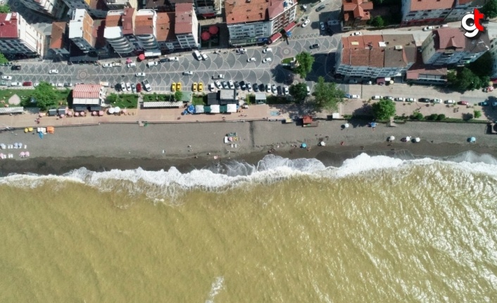 Düzce'de yaşanan selin ardından plajlar boş kaldı