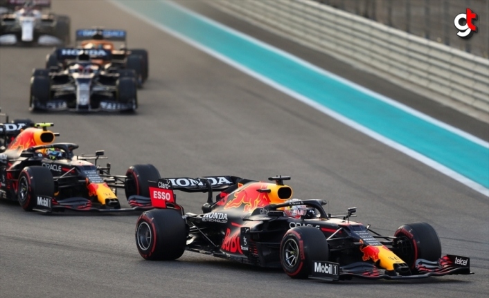 Formula 1'de Verstappen şampiyon oldu