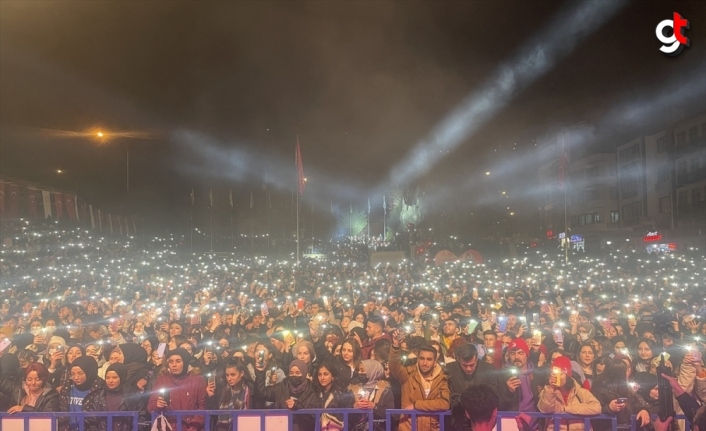 Amasya ve Çorum'da yılbaşı kutlaması