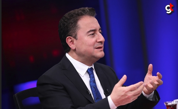 Ali Babacan ‘Ülke sehven yönetiliyor’