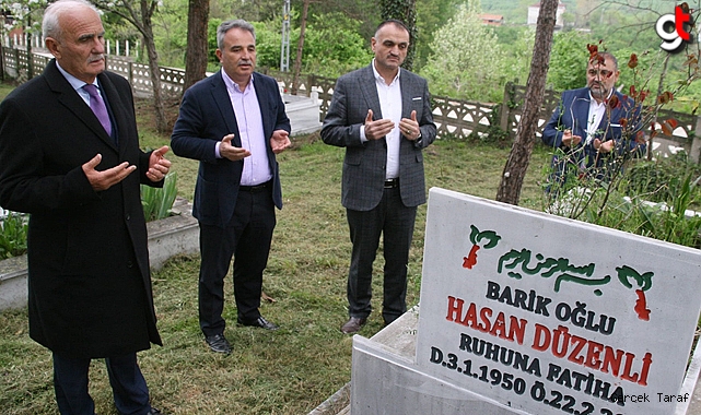 Eski Başkan Hasan Düzenli’nin Kabrini Ziyaret Etti